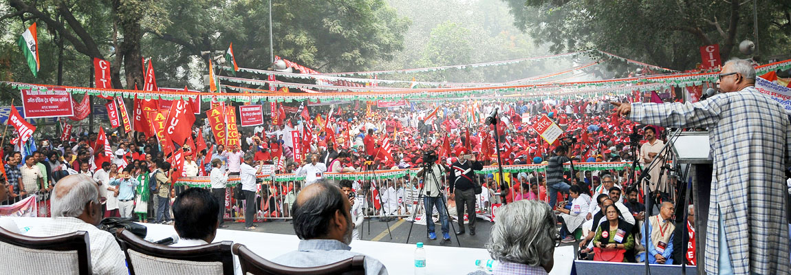 Tapan Sen addressing 'mahapadav' first day